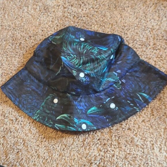 Gothic Crow Bucket Hat Unisex - Picture 1 of 2